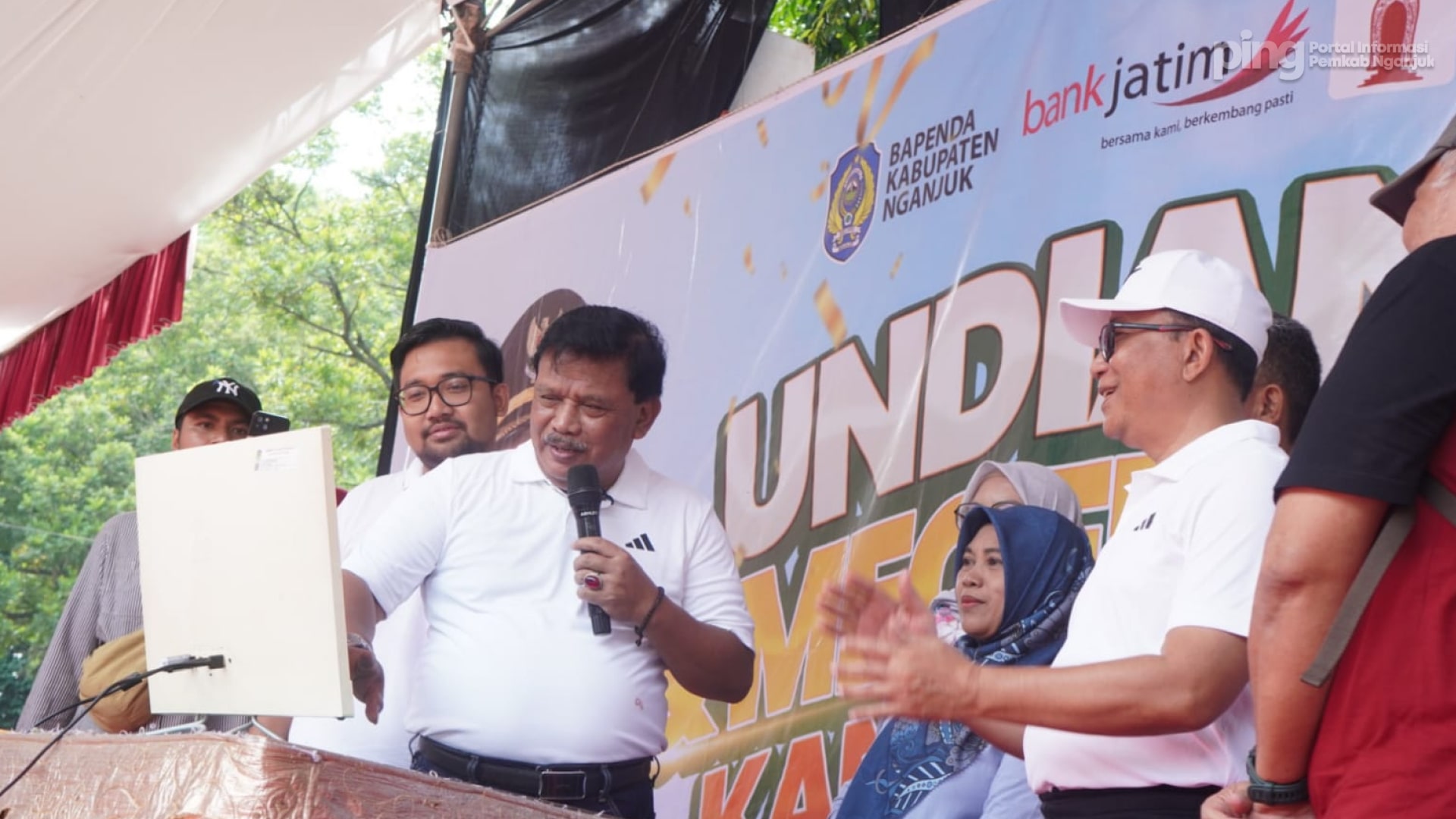 Tidak Ada Kenaikan Tarif dan Denda Dihapus, Bupati Nganjuk Tegaskan Pemerintah Harus Cepat Merespons Warga