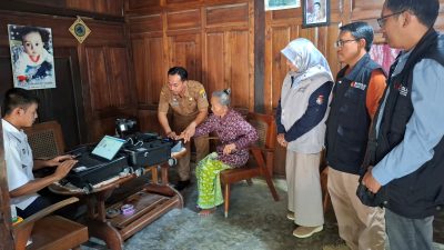 Bawaslu Awasi Coktas di Tumpakkepuh, Blitar, Temuan Warga dengan NIK Ganda