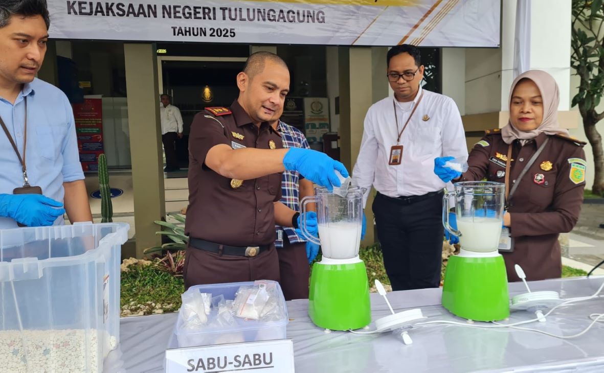 Cegah Penyalahgunaan, Kejari Tulungagung Musnahkan Puluhan Ribu Barang Bukti Narkoba