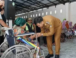 Sebanyak 212 Lansia di Blitar Terima Bantuan PKH Plus Tahap IV, Masing-Masing Dapat Rp 500 Ribu