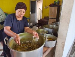 Kelo Kuning Ikan Keting Bertelur, Kuliner Andalan yang Bikin Penasaran di Warung Mak Yah Lamongan