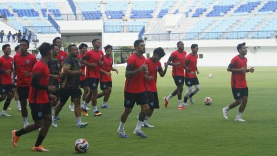 Persela Lamongan Kembali Berlatih Usai Jeda Kompetisi, Diterpa Isu Eksodus Pemain dan Menanti Kepastian Manajemen Baru