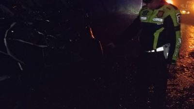 Mobil Alami Kecelakaan Tunggal di Jalur Bromo, Dua Penumpang Tewas