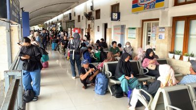 Hari Pertama Angkutan Nataru 2025/2026, 5.379 Penumpang Gunakan Layanan KA di Stasiun Malang