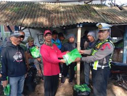 Jelang Nataru, Puluhan Supeltas di Kota Batu Dibekali Rompi untuk Dukung Kelancaran Lalu Lintas