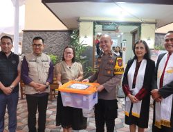 Patroli Vespa Antik, Wakapolres Batu Tampilkan Pengamanan Natal yang Humanis