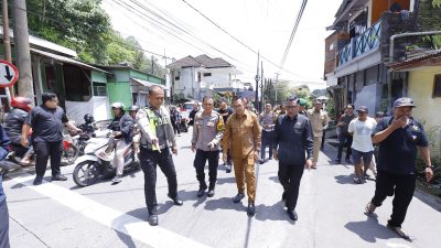 Usai Kecelakaan Maut, Wali Kota Batu Tinjau Jalur Klemuk dan Putuskan Penutupan Sementara
