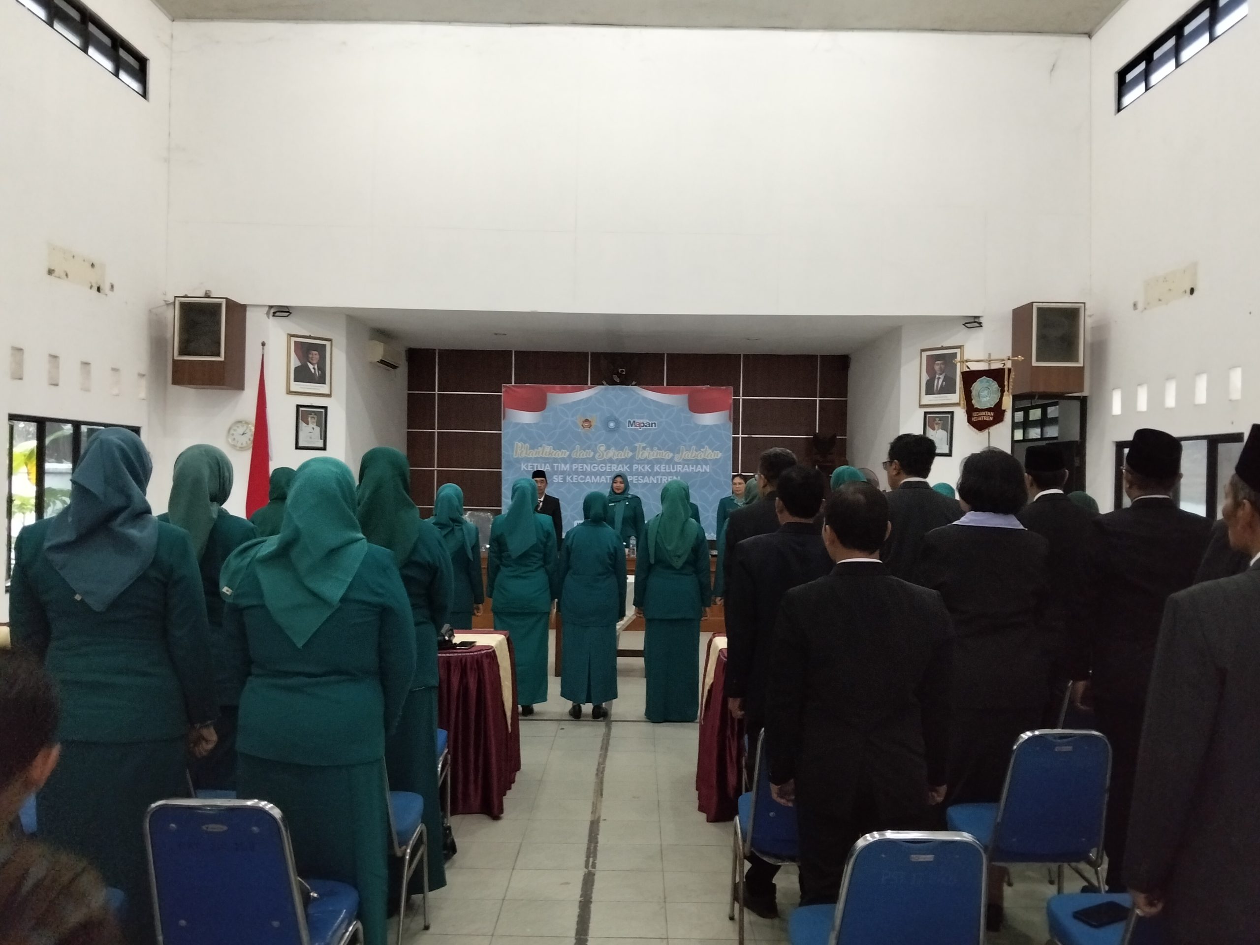 FKP dan Pelantikan Ketua TP PKK Warnai Kecamatan Pesantren Perkuat Pelayanan Publik dan Konsolidasi 10 Kelurahan