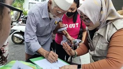 BLT Akhir Tahun Disalurkan, 1.594 Warga Fakir Miskin di Kota Kediri Masing-Masing Terima Rp 1,2 Juta