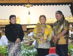 Wayang “Semar Mbangun Kahyangan” Menggema di Pagu, Sarat Pesan Moral dan Refleksi Kebangsaan