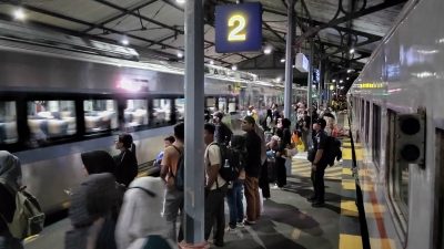 Libur Nataru, Arus Kedatangan Penumpang di Daop 7 Madiun Melonjak Tajam hingga Tembus 13 Ribu Orang