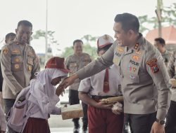 Sambangi Polres Blitar, Siswa SD Diberi Edukasi Tertib Lalu Lintas