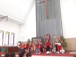 Natal SDK Petra Jombang Tekankan Peran Keluarga sebagai Ruang Damai dan Pembentukan Karakter