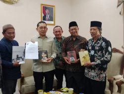 TACB Jombang Serahkan Kajian Sejarah Kelahiran Bung Karno kepada Menteri Kebudayaan