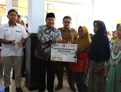 Pemkab Jombang Distribusikan Bantuan Pangan untuk Warga Kalikejambon