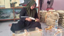 UMKM Hampers Box Jombang Meroket, Produk Zafirah Gift Box Tembus Pasar Internasional