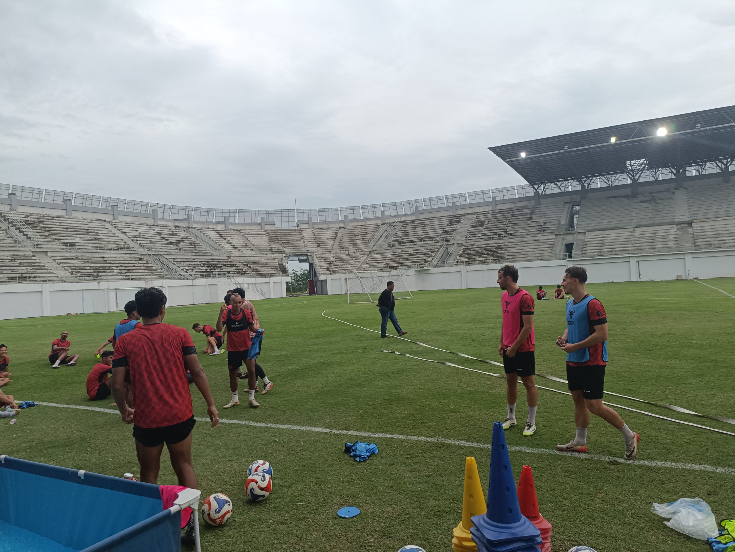 Usai Jeda Kompetisi, Manajer dan Pelatih Baru Persik Kediri Bahas Kondisi Skuad