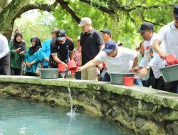 Sebanyak 500 Pohon Ditanam dan 1.200 Benih Ikan Dilepas di Sendang Slaji Jombang