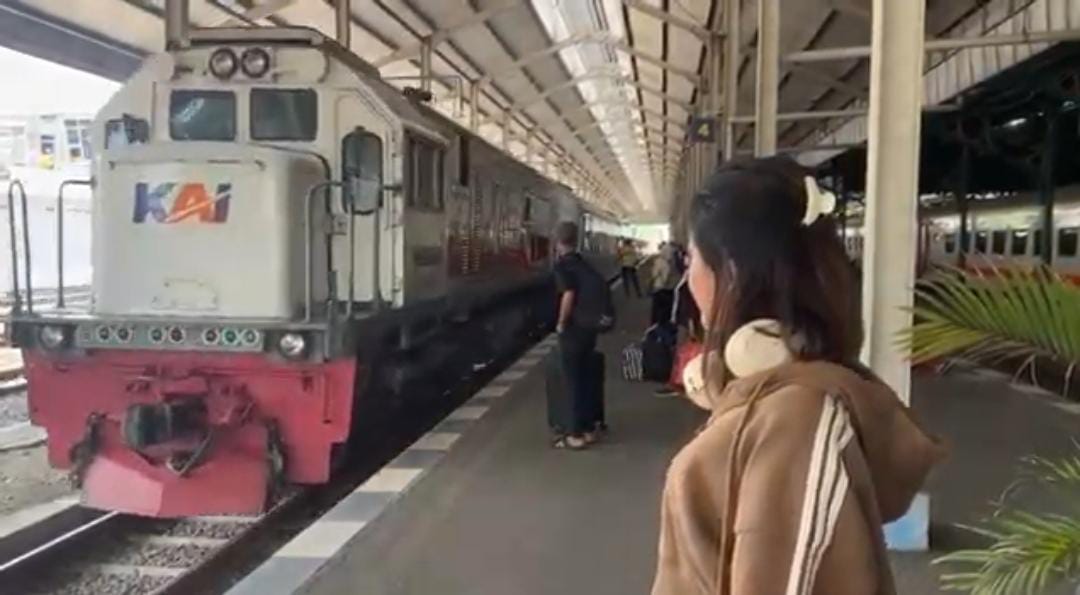 Tiket Kereta Api untuk Libur Nataru di Stasiun Jombang Mulai Diserbu, Ini Rute yang Paling Banyak Dipilih