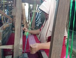 Tenun Jombang Hadir di Produk Interior Berkat Kolaborasi Perajin dan Akademisi