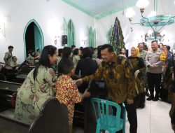 Bupati Warsubi Pantau Gereja dan Pos Nataru, Pastikan Natal di Jombang Aman dan Kondusif