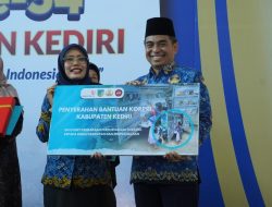Wakil Bupati Kediri Serahkan Pusling Roda Tiga,  Perkuat Armada Perpustakaan Keliling Disarpus Kabupaten Kediri
