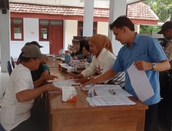 Sebanyak 24 Warga Desa Tiron Terima Pembayaran Tanah Pengganti Kas Desa untuk Proyek Tol Akses Bandara