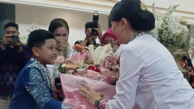 Siswa SD Asal Pare Tampil Memukau dan Borong Prestasi Lomba Nyanyi