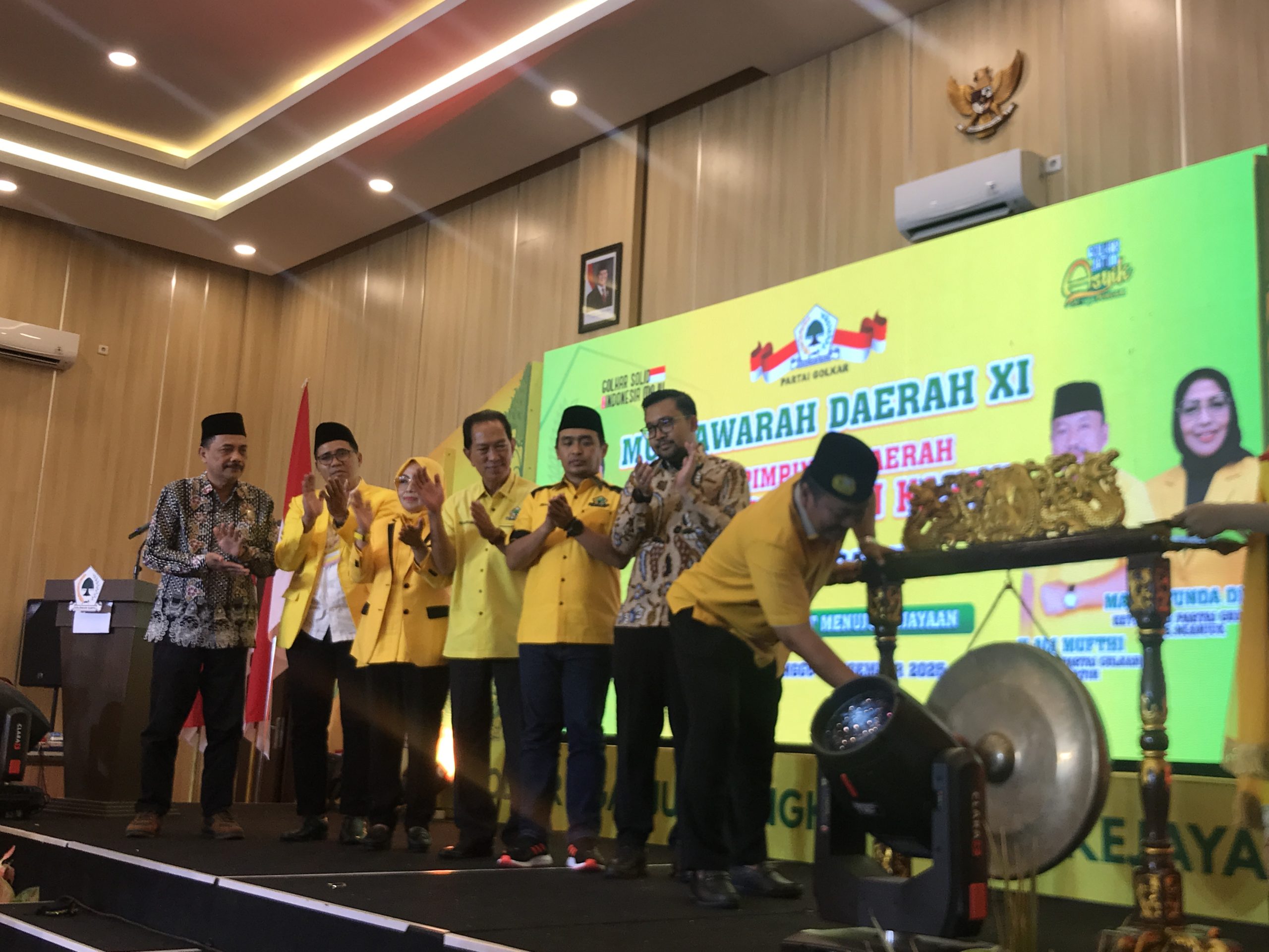 Musda XI Golkar Nganjuk, Maria Tunda Dewi Resmi Serahkan Kepemimpinan kepada Moch. Sapi’i