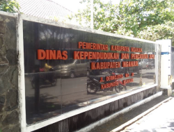 Simak ! Warga Nganjuk yang Belum Rekam KTP-el Tak Bisa Proses KK dan SKPWNI