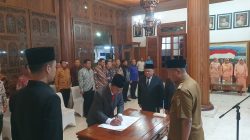 Tri Hariadi Resmi Dilantik sebagai Kepala Disnakertrans Tulungagung, Bupati Segera Ajukan Calon Pj Sekda ke Gubernur Jatim