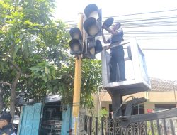 Sejumlah Lampu Lalu Lintas di Pusat Kota Tulungagung Rusak, Dishub Langsung Turun Tangan