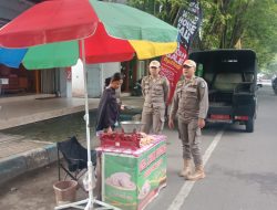Satpol PP Tulungagung Sterilkan PKL di Zona Penilaian Adipura