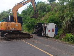 Pertamina Angkat Suara Soal Kejanggalan Truk Pengangkut Solar Terguling di JLS Tulungagung