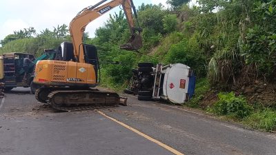 Pertamina Angkat Suara Soal Kejanggalan Truk Pengangkut Solar Terguling di JLS Tulungagung