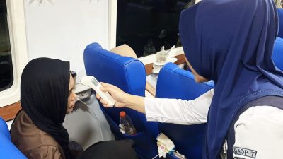 Libur Nataru Picu Lonjakan Penumpang di Terminal dan Stasiun Blitar, KAI Siapkan Layanan Medis