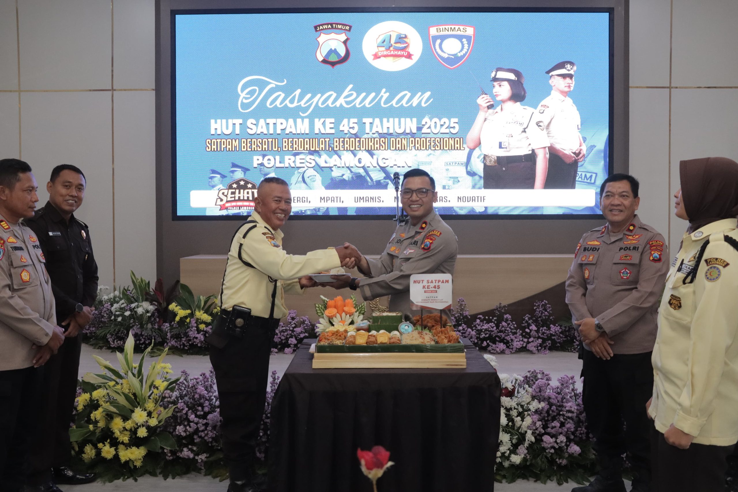 Polres Lamongan Peringati HUT Satpam ke-45 dengan Tasyakuran, Wakapolres Sampaikan Pesan Profesionalisme