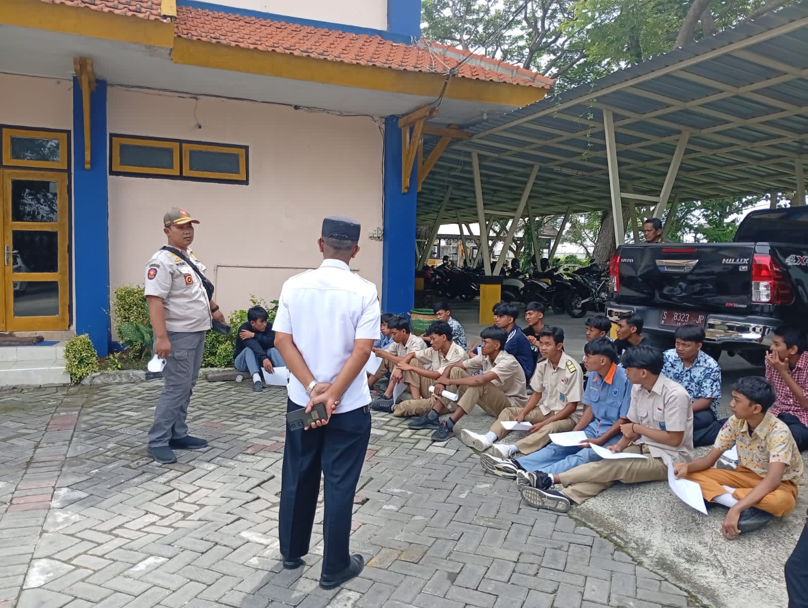 Bolosi Sekolah dan Nongkrong di Warkop, 26 Pelajar di Lamongan Terjaring Operasi Kasih Sayang