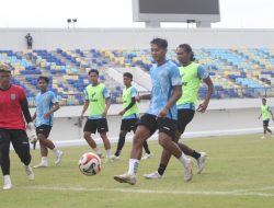 Persela Lamongan Tambah Kekuatan, Striker Bhayangkara dan Bek Berpengalaman Resmi Bergabung Jelang Hadapi PSS Sleman