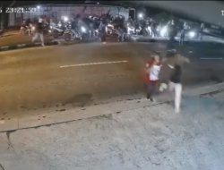 Video Konvoi Pemuda Lempari Rumah Warga di Babat Lamongan Viral, Polisi Pastikan Tak Ada Kerugian