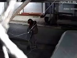 Penjambretan di Pasar Baru Pujon Lor Tertangkap Kamera CCTV, Polisi Telusuri Identitas Pelaku
