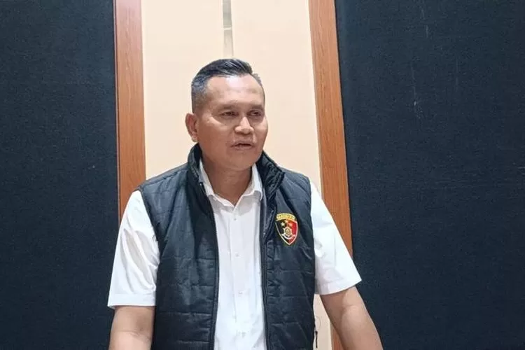 Polres Batu Amankan Tiga Pemuda Pelaku Perundungan dan Penelanjangan di Alun-Alun Kota Batu