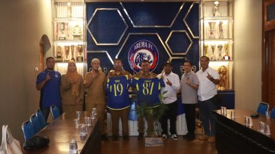 Gerakan Lingkungan “Save Forest 1987” Diluncurkan, Arema FC dan Aremania Gandeng Bakorwil III Malang