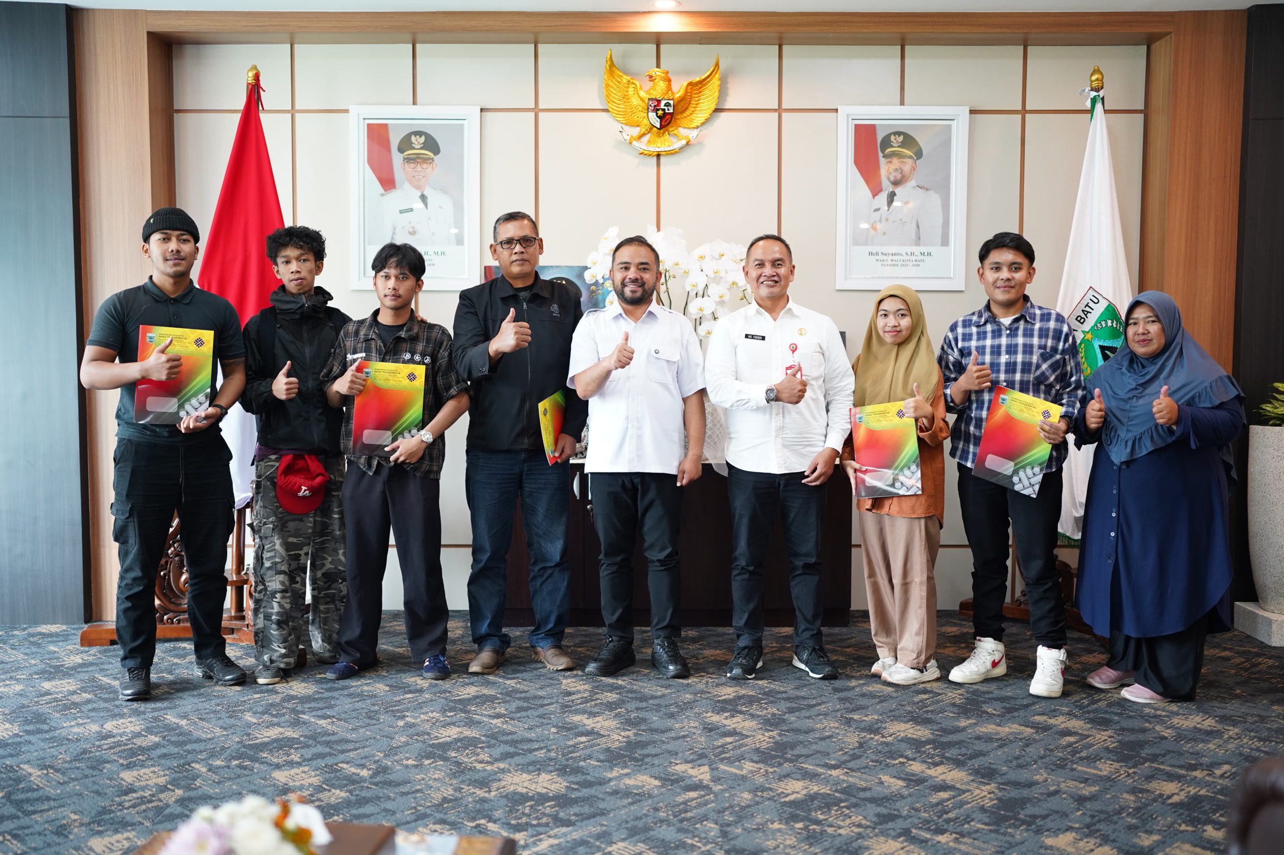 Pemkot Batu Bergerak Cepat, Fasilitasi Pengembalian Ijazah Lima Pekerja yang Sempat Ditahan Pengusaha