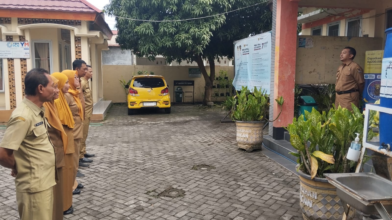 Apel Pagi Rutin Perkuat Soliditas dan Etos Kerja Perangkat Kelurahan Mrican