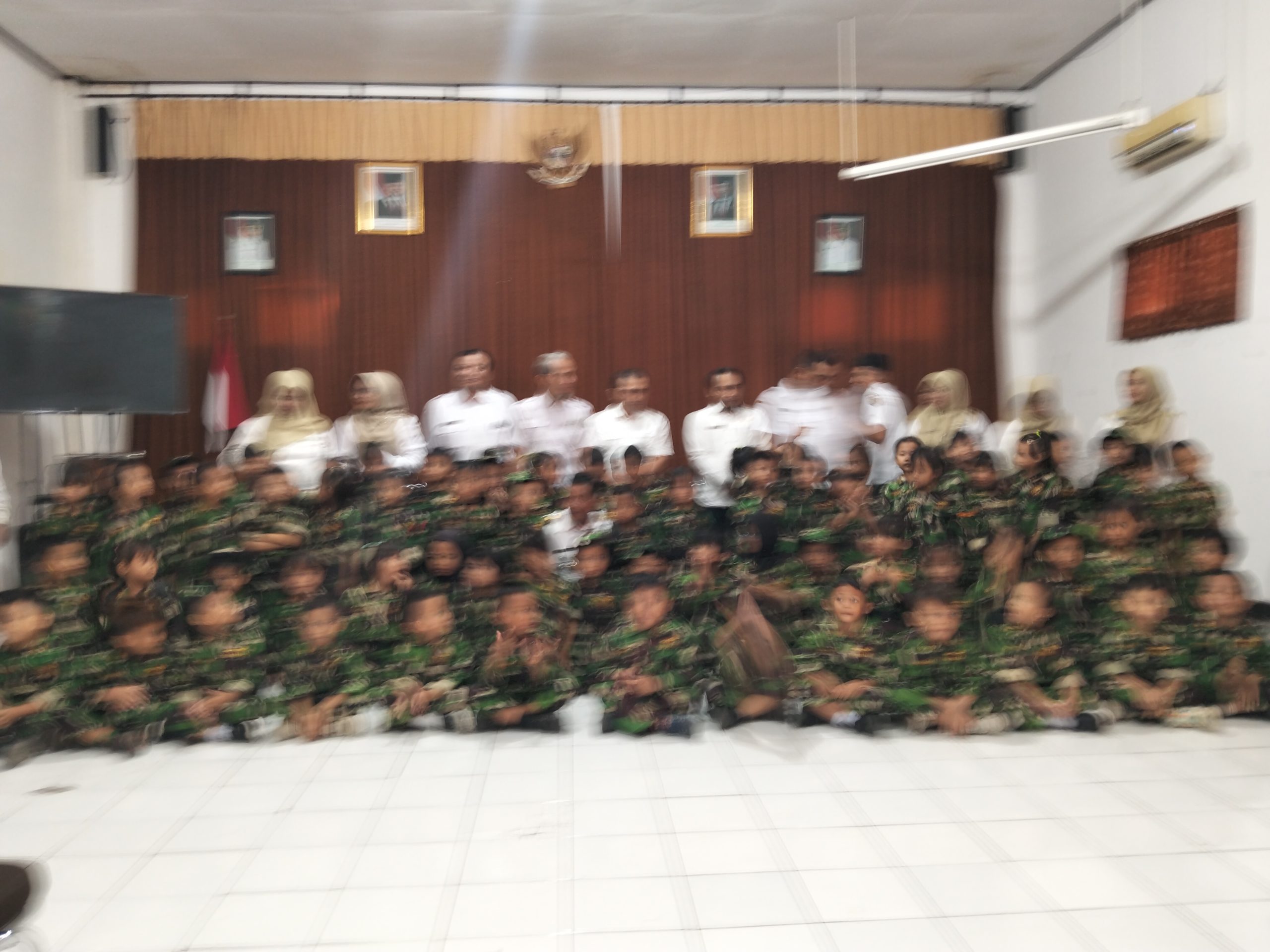 Bangun Karakter Sejak Usia Dini, TK Kartika IV-66 Kota Kediri Tanamkan Disiplin dan Cita-cita Lewat Kunjungan Edukatif ke Kecamatan Mojoroto