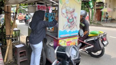 Mujahadah Kubro Kedunglo Dongkrak Ekonomi Warga, Ribuan Jamaah Serbu Lapak Pedagang