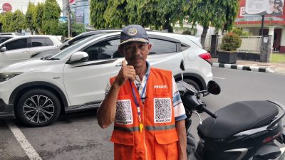 Dedikasi Juru Parkir Menjaga Denyut Kota Kediri