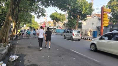  Warga Kediri Manfaatkan Liburan untuk Berolahraga di Pusat Kota