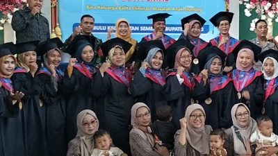 Wisuda SOTH dan Selantang di Desa Bulu Perkuat Gerakan Zero Stunting dan Lansia Berdaya